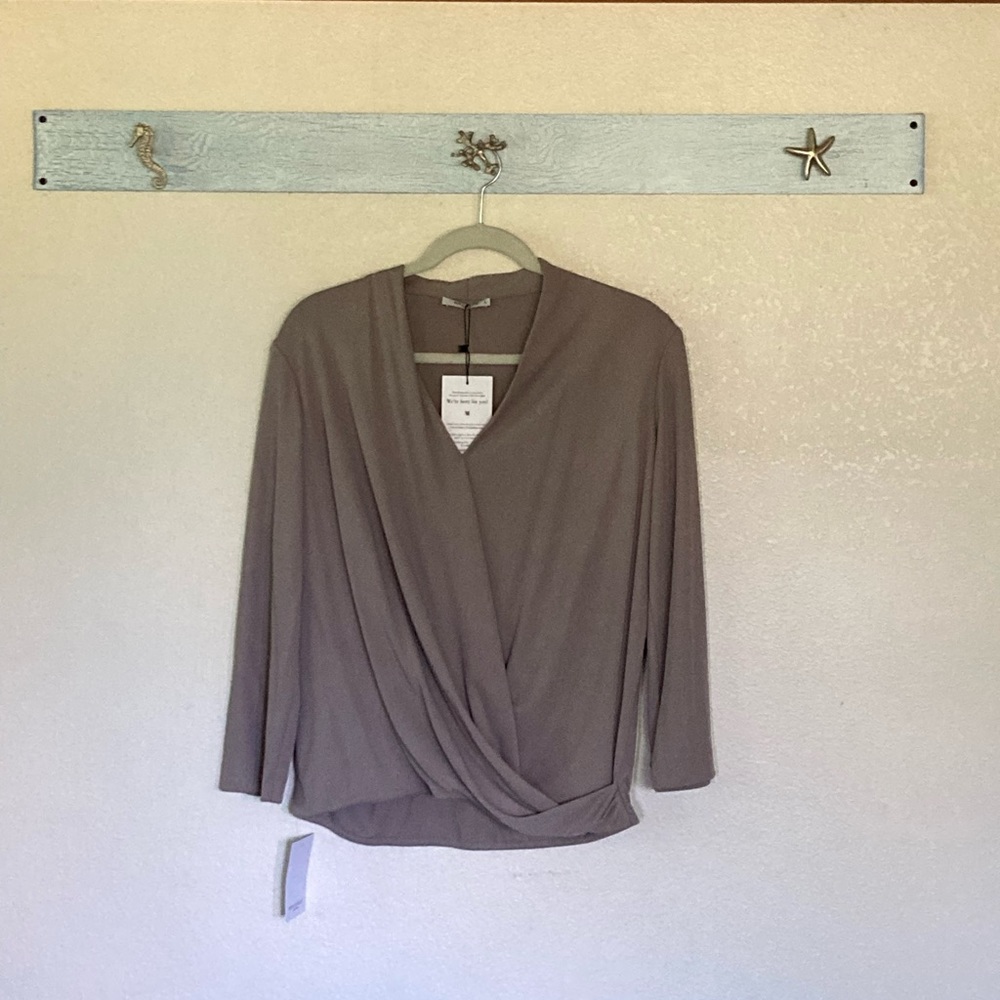 MM Lafleur Deneuve in Raincloud